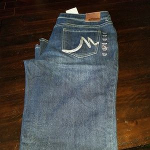 Maurice's jeans never worn